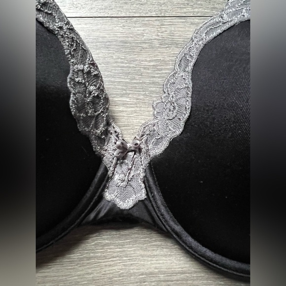 Inspirations by Maidenform Satin Bra w Lace Trim & Molded Padded Cups 36DD - Picture 3 of 7